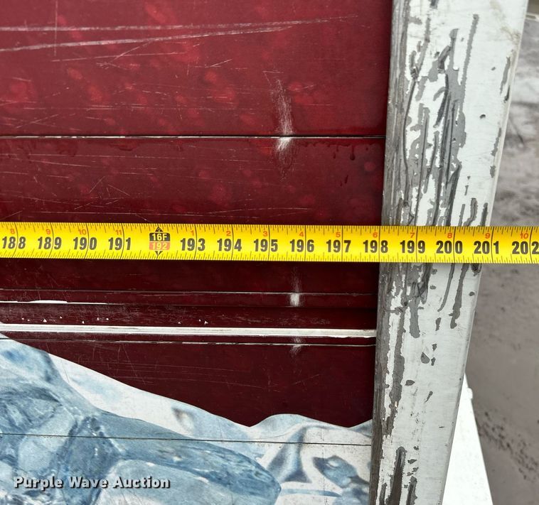 image for item DN0663 2001 International  4700  delivery truck