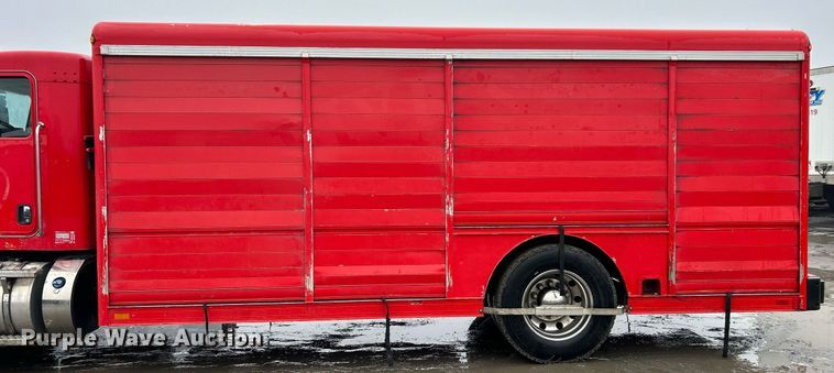 image for item DN0664 2013 Kenworth T370 delivery truck