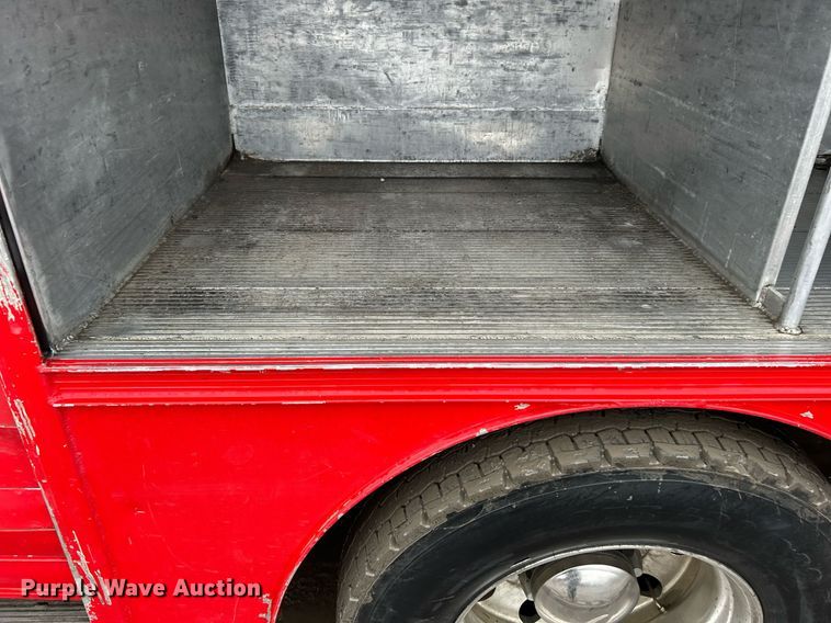 image for item DN0664 2013 Kenworth T370 delivery truck