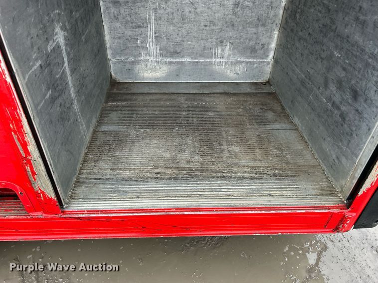 image for item DN0664 2013 Kenworth T370 delivery truck