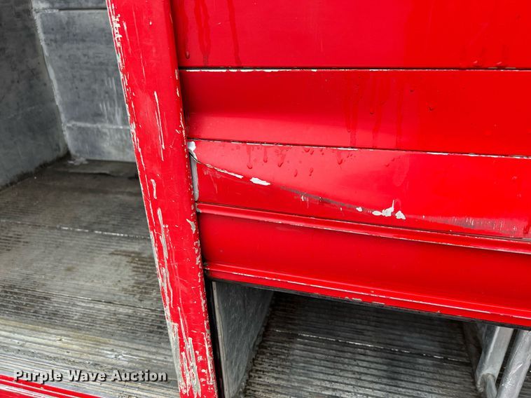 image for item DN0664 2013 Kenworth T370 delivery truck