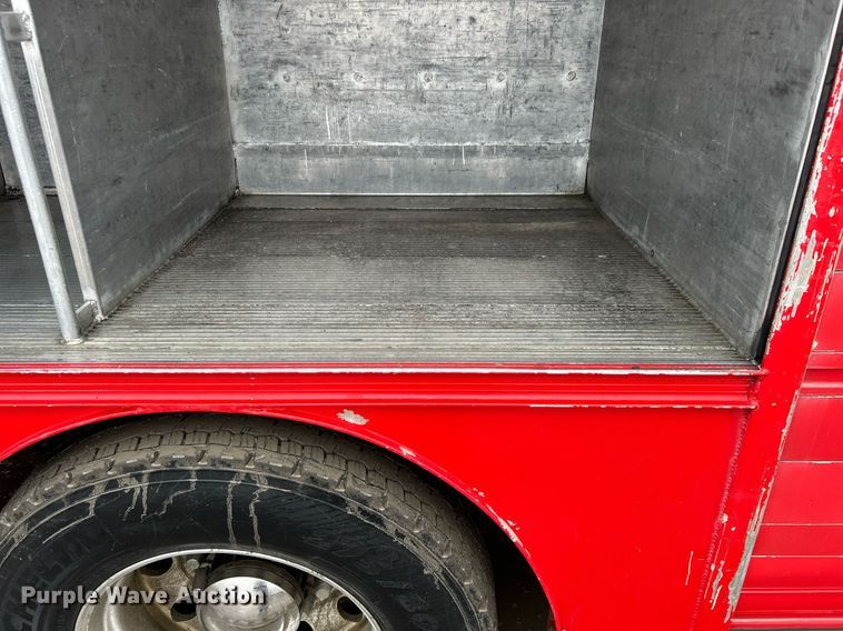 image for item DN0664 2013 Kenworth T370 delivery truck