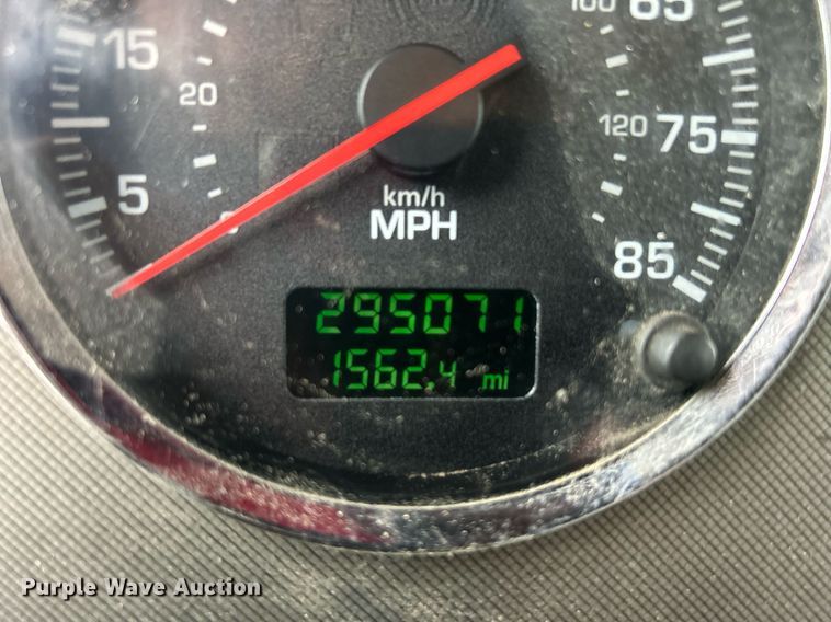 image for item DN0664 2013 Kenworth T370 delivery truck