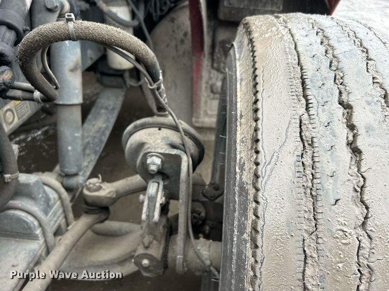 image for item DN0664 2013 Kenworth T370 delivery truck