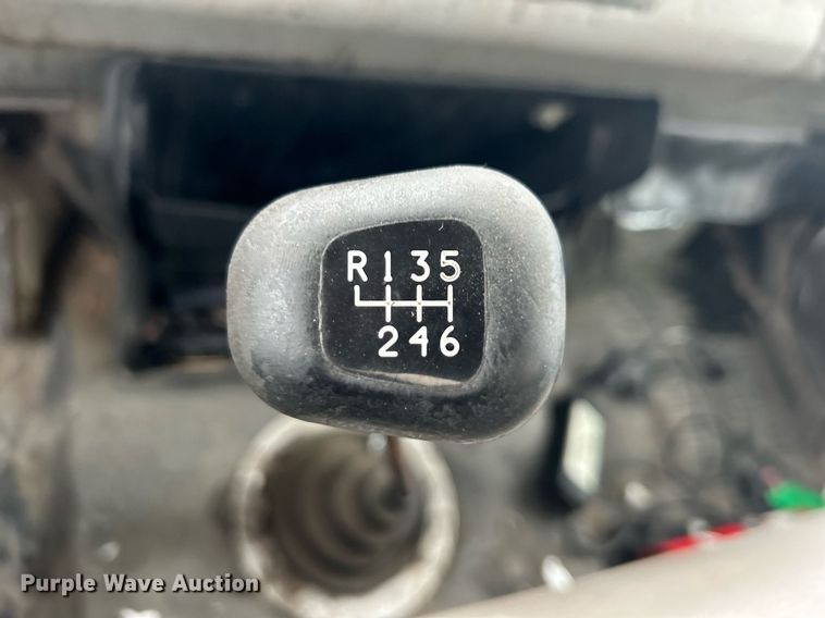 image for item DN0665 2003 Freightliner  Business Class M2 delivery truck