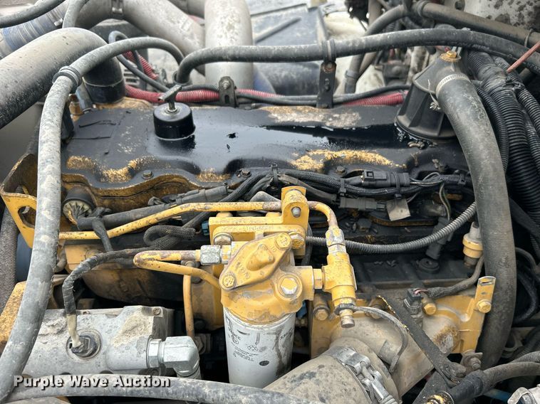 image for item DN0665 2003 Freightliner  Business Class M2 delivery truck