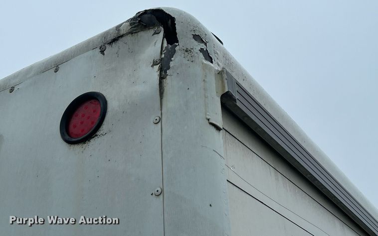 image for item DN0665 2003 Freightliner  Business Class M2 delivery truck