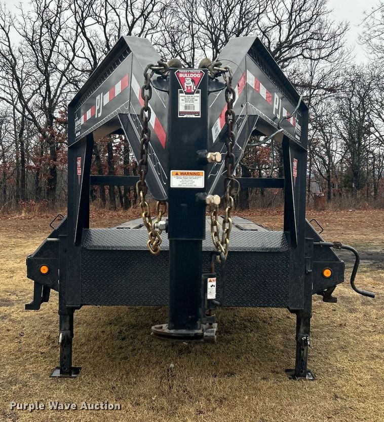 image for item DN0672 2021 PJ Trailers Gooseneck LS322 equipment trailer