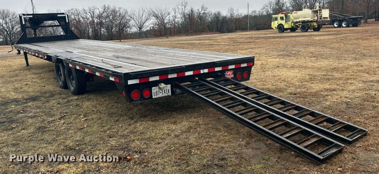 image for item DN0672 2021 PJ Trailers Gooseneck LS322 equipment trailer
