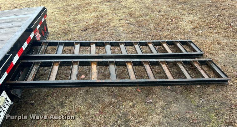 image for item DN0672 2021 PJ Trailers Gooseneck LS322 equipment trailer
