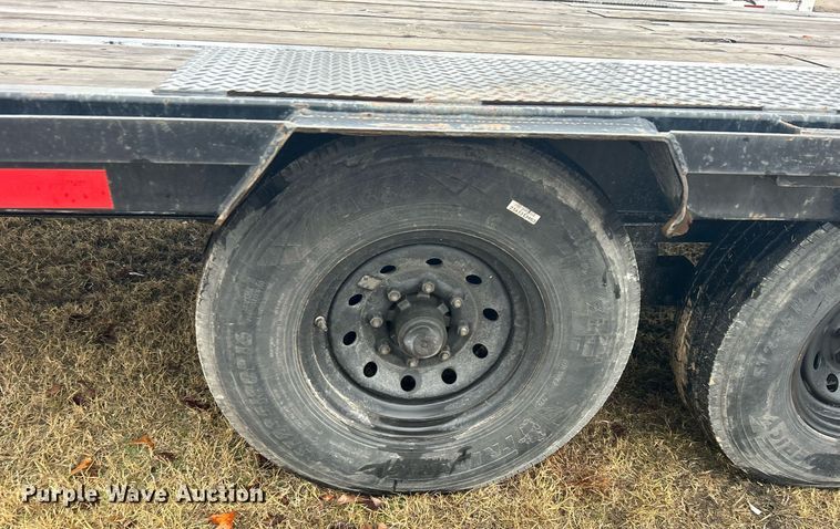 image for item DN0672 2021 PJ Trailers Gooseneck LS322 equipment trailer