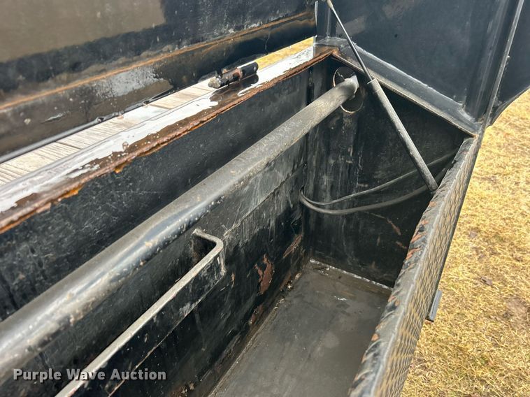 image for item DN0672 2021 PJ Trailers Gooseneck LS322 equipment trailer