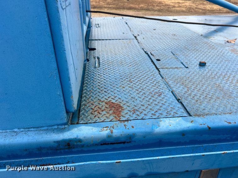 image for item DN0674 1979 Ford F350 Custom winch truck