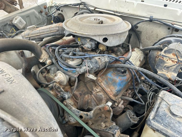 image for item DN0674 1979 Ford F350 Custom winch truck