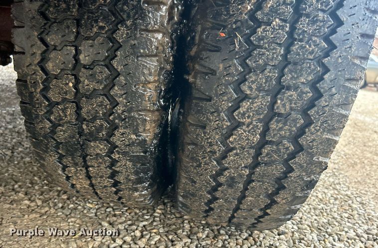 image for item DN0674 1979 Ford F350 Custom winch truck