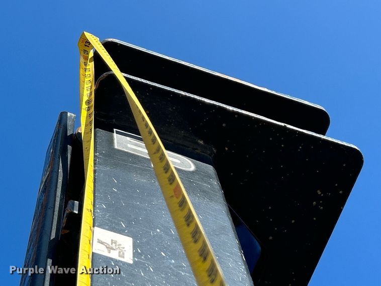 image for item DN0683 2000 Eagle Picher RT602WD forklift