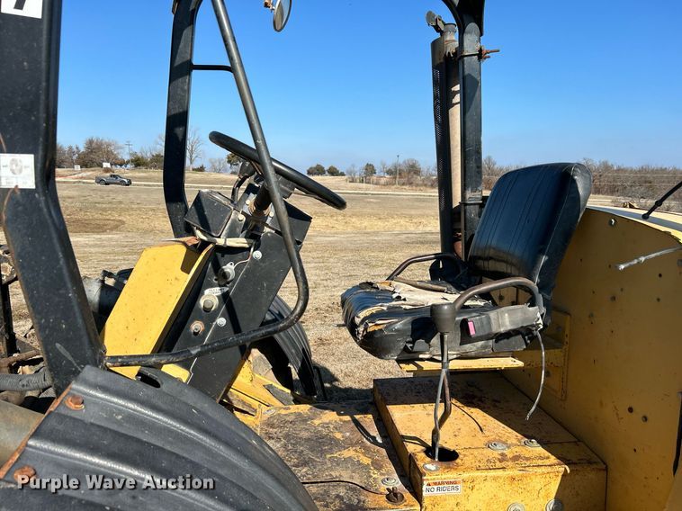 image for item DN0683 2000 Eagle Picher RT602WD forklift