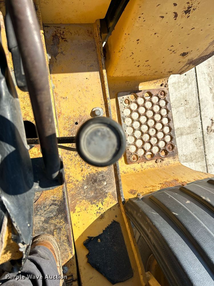 image for item DN0683 2000 Eagle Picher RT602WD forklift