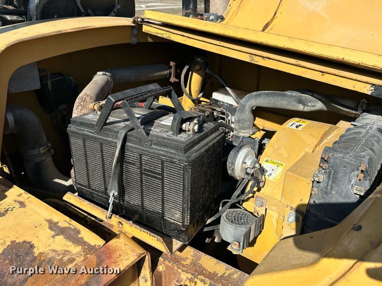 image for item DN0683 2000 Eagle Picher RT602WD forklift