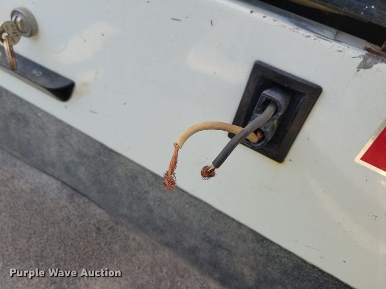 image for item DN4085 EZ GO golf cart