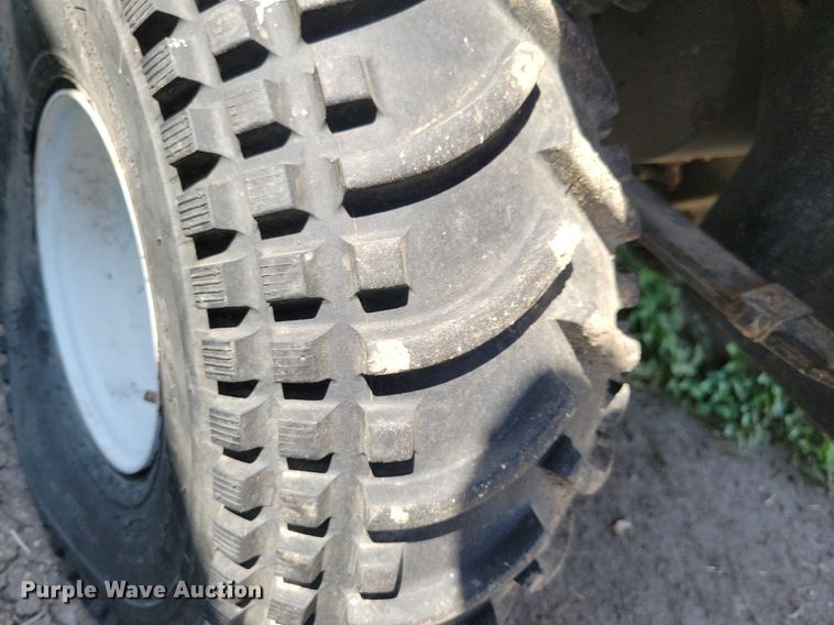 image for item DN4085 EZ GO golf cart