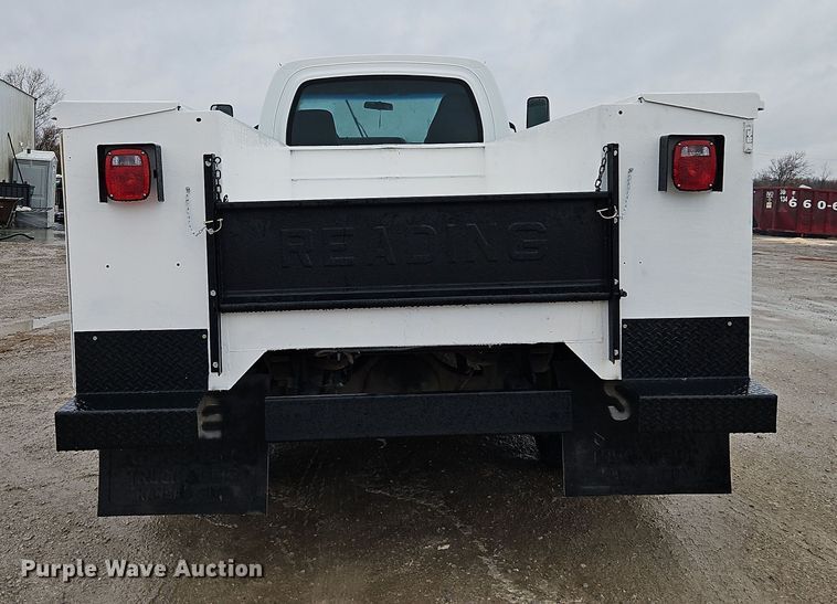 image for item DN7131 2004 Chevrolet  C5500 utility / service truck