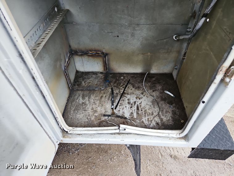 image for item DN7131 2004 Chevrolet  C5500 utility / service truck