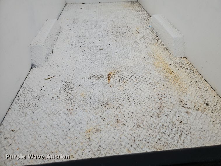 image for item DN7131 2004 Chevrolet  C5500 utility / service truck