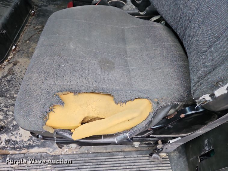 image for item DN7131 2004 Chevrolet  C5500 utility / service truck