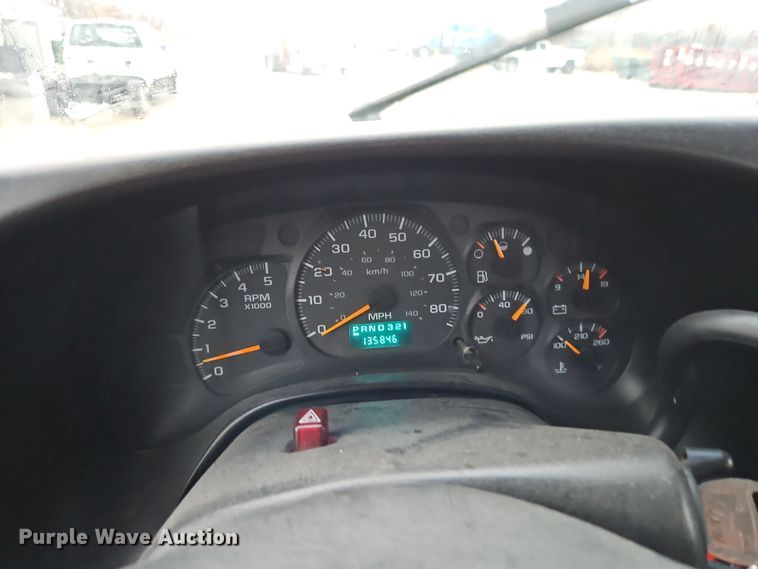 image for item DN7131 2004 Chevrolet  C5500 utility / service truck