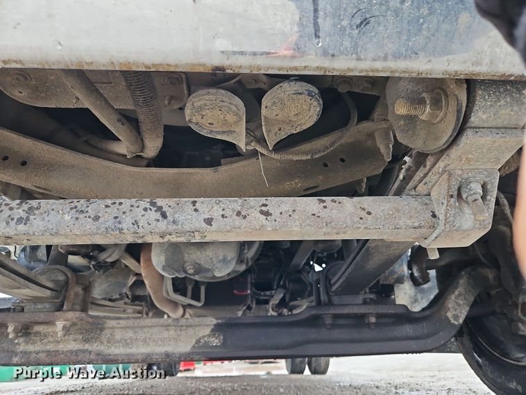 image for item DN7131 2004 Chevrolet  C5500 utility / service truck