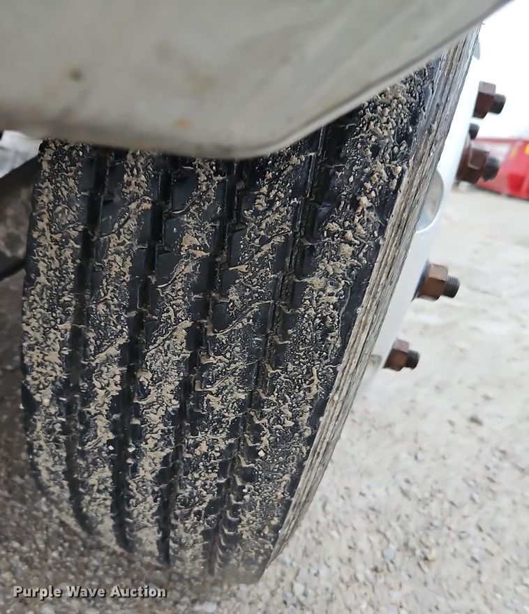 image for item DN7131 2004 Chevrolet  C5500 utility / service truck