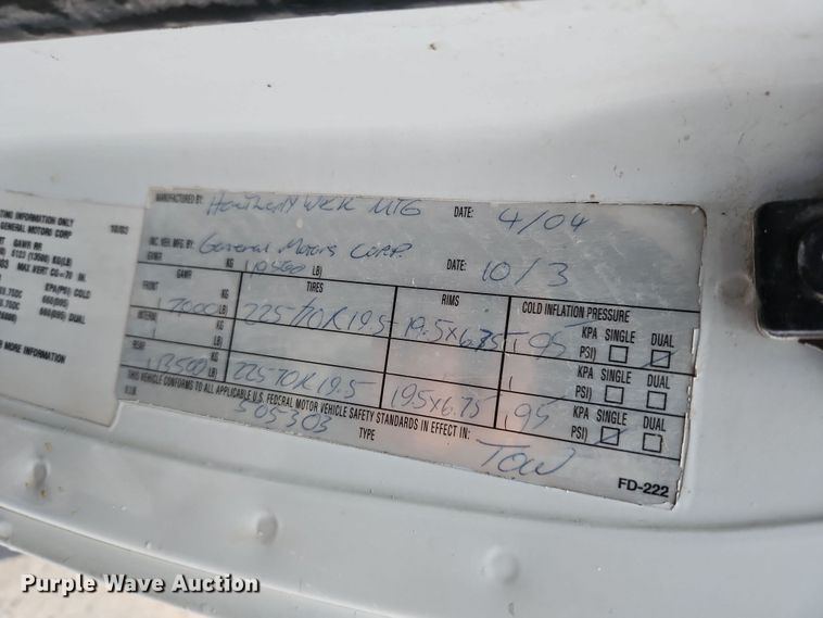 image for item DN7131 2004 Chevrolet  C5500 utility / service truck