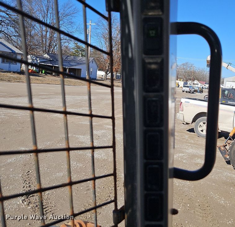 image for item DN7206 Case SR210 skid steer loader