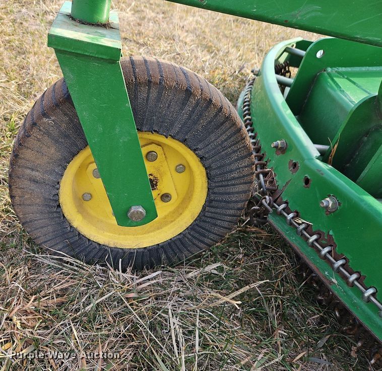 image for item DN7209 2008 John Deere MX6 rotary mower