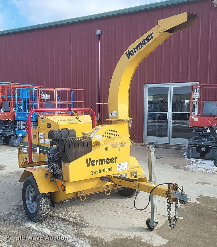 image for item DO4793 2016 Vermeer BC700XL wood chipper