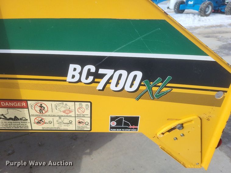 image for item DO4793 2016 Vermeer BC700XL wood chipper