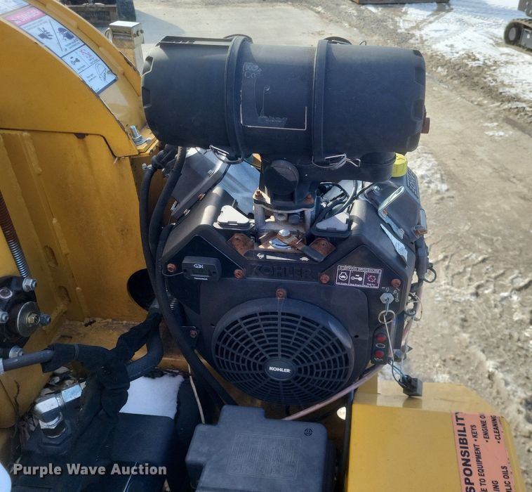 image for item DO4793 2016 Vermeer BC700XL wood chipper