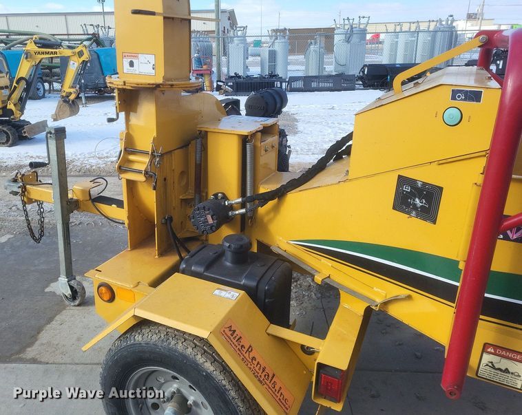 image for item DO4793 2016 Vermeer BC700XL wood chipper