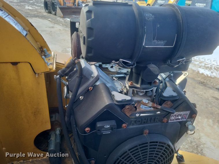 image for item DO4793 2016 Vermeer BC700XL wood chipper