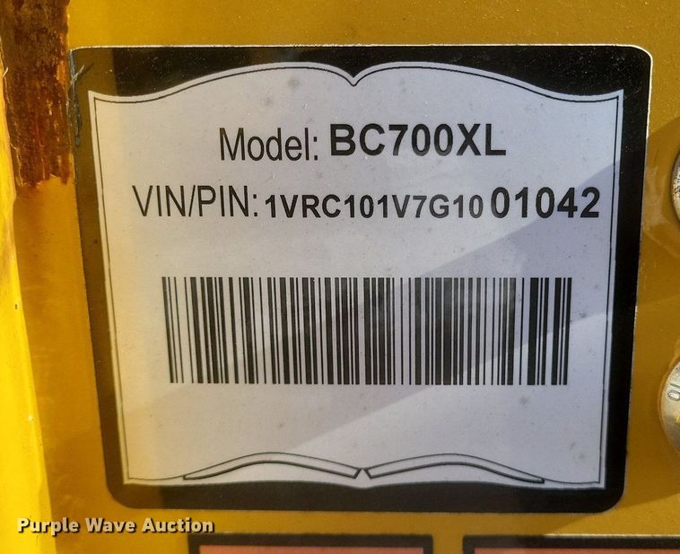 image for item DO4793 2016 Vermeer BC700XL wood chipper