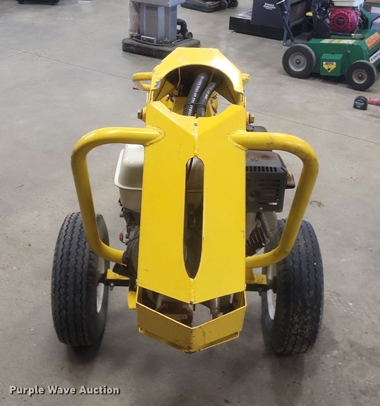 image for item DO4796 Ground Hog HD99 post hole auger