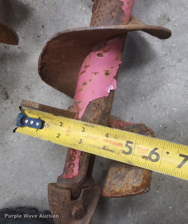 image for item DO4796 Ground Hog HD99 post hole auger