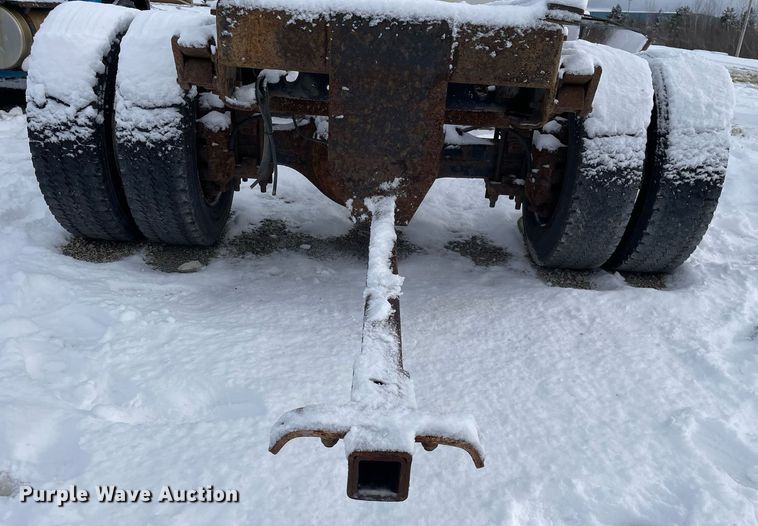 image for item DP0283 2007 International  4300 truck cab and chassis