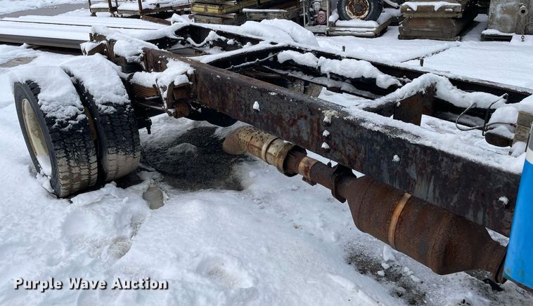 image for item DP0284 2012 International  4300 truck cab and chassis