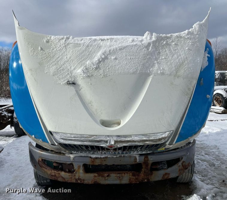 image for item DP0284 2012 International  4300 truck cab and chassis