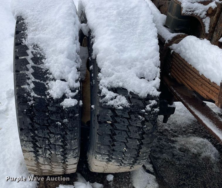 image for item DP0284 2012 International  4300 truck cab and chassis