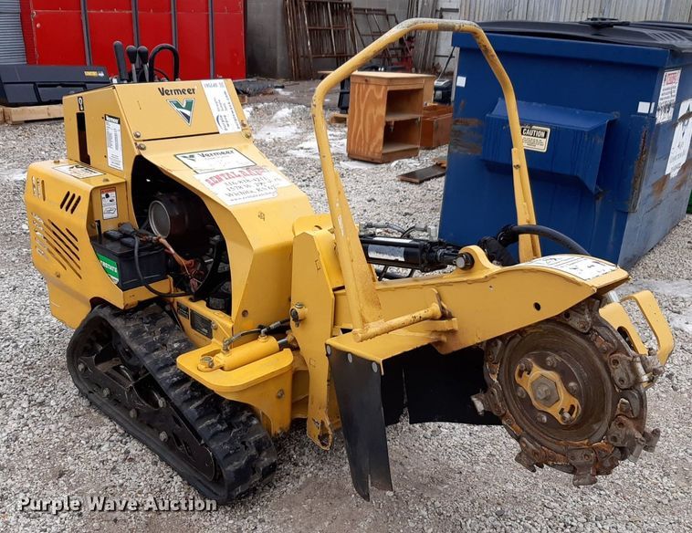 image for item DP2561 2019 Vermeer SC30TX stump grinder