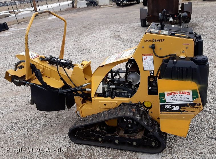 image for item DP2561 2019 Vermeer SC30TX stump grinder