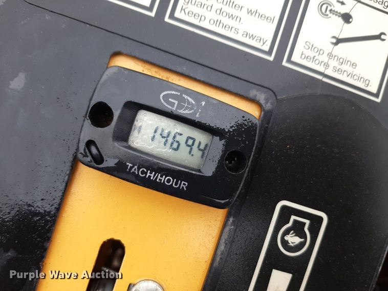 image for item DP2561 2019 Vermeer SC30TX stump grinder